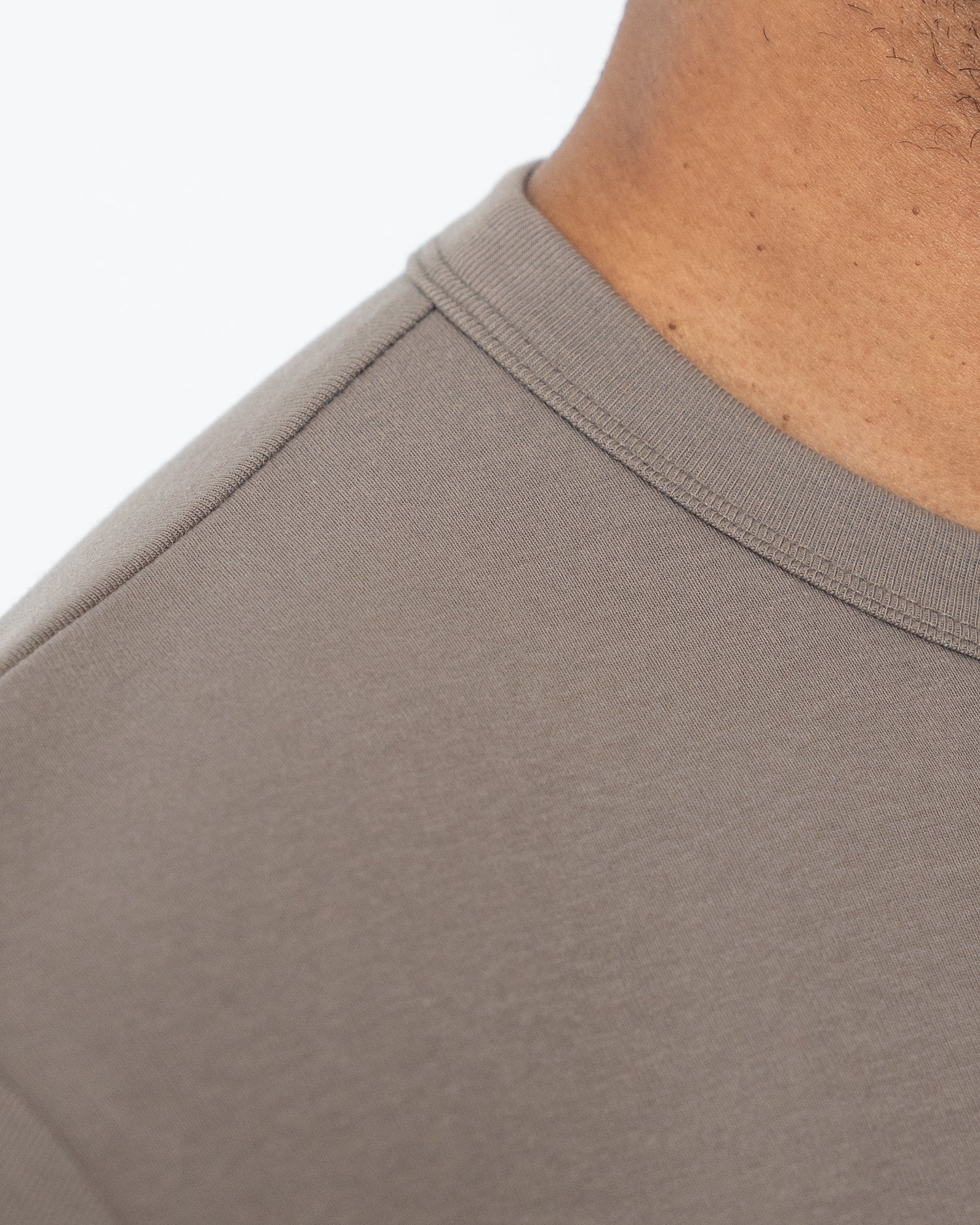 Odyssey Athletic Crew: Taupe