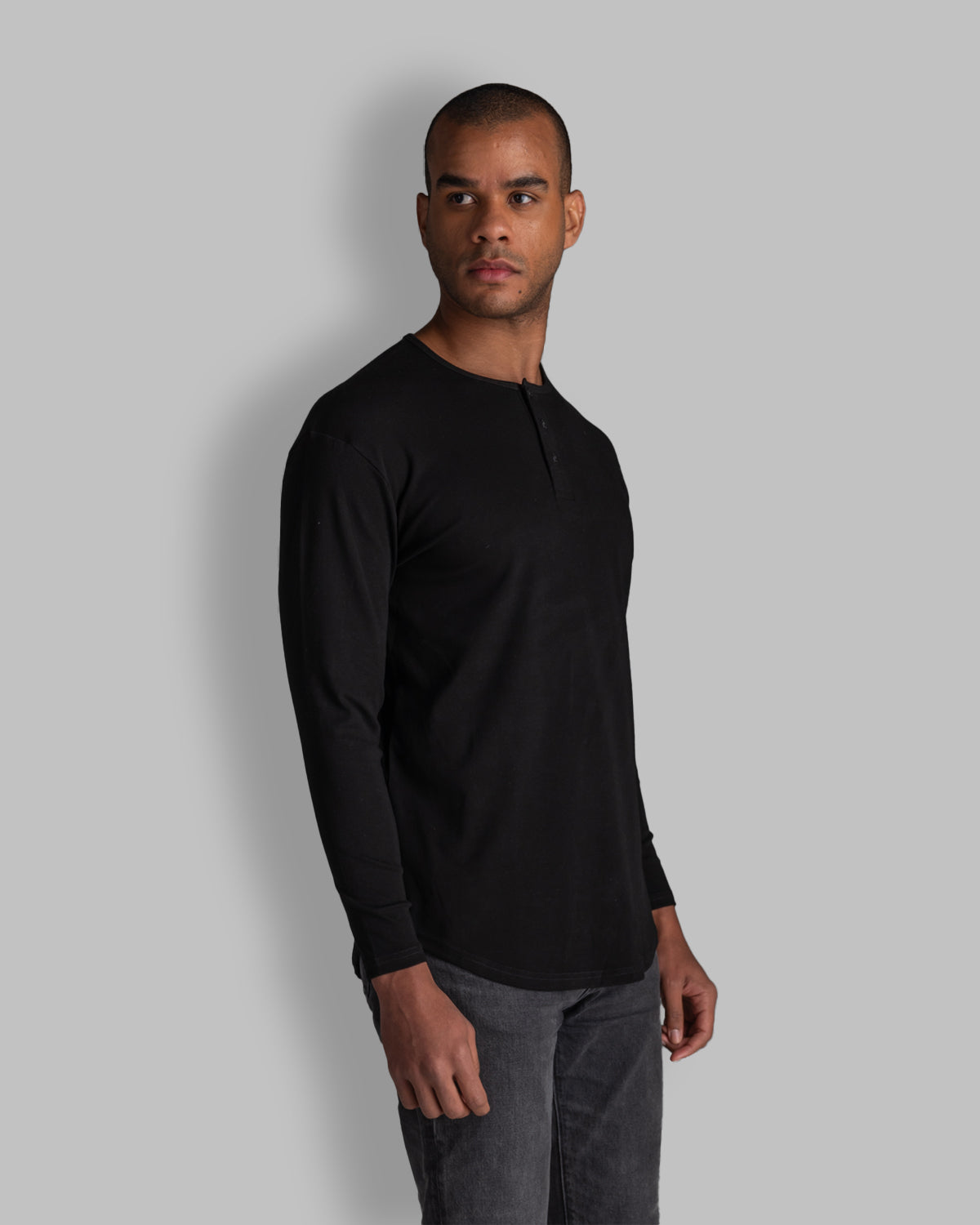Long Sleeve Curved Henley T-Shirt: Black