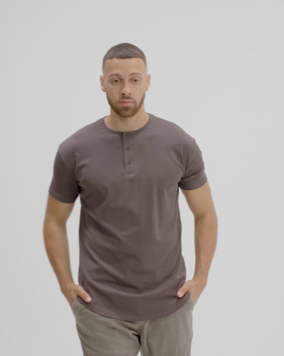 Origin Curved Henley T-Shirt: Mochavino