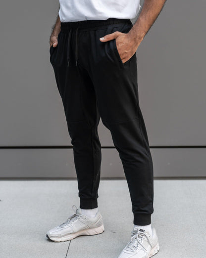 Classic Jogger: Black - Rule Of Threads